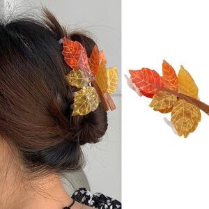 NWT Fall Hair Clips Maple Leaf Hair Claw Clip Autumn